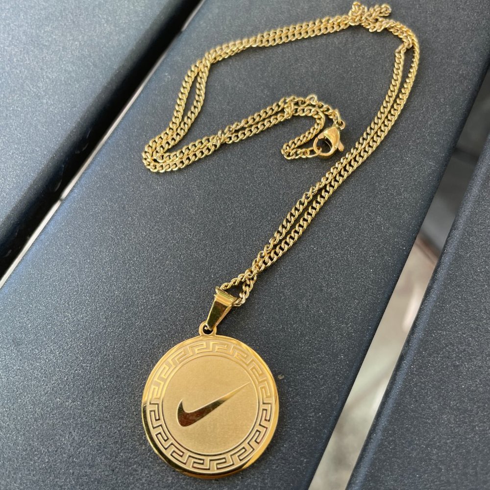 NEW Nike GOLD NECKLACE Stainless Steel 20" INCH CHAIN WITH ADJUSTER SWOO…